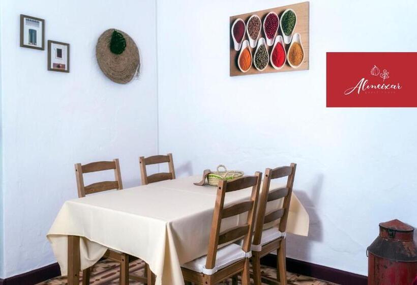 هتل Guest House Almeixar