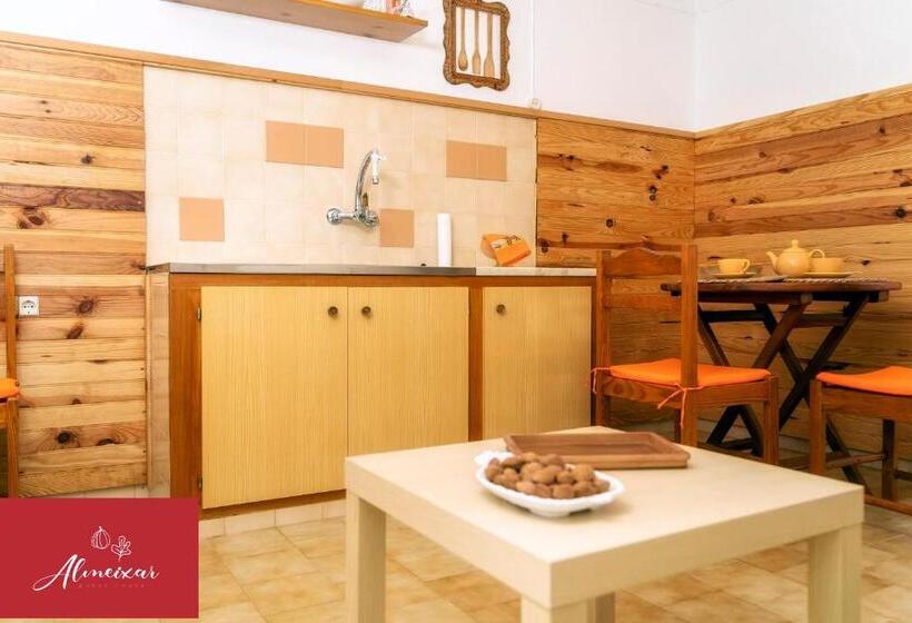 هتل Guest House Almeixar