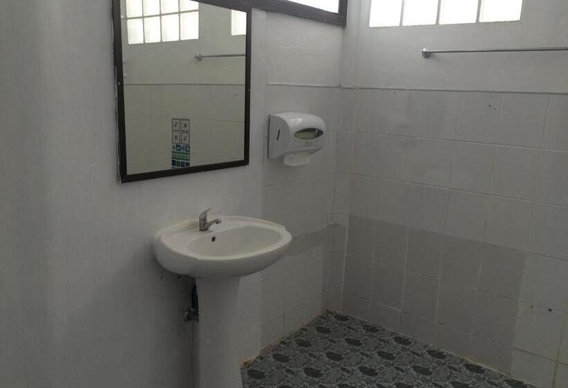 호텔 Laytrang Pakmeng Marina Spa And Resort