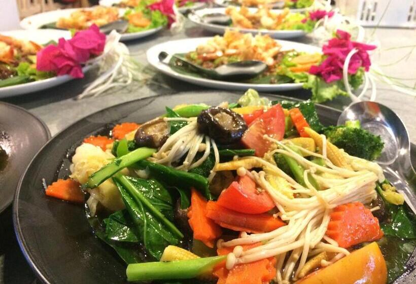 호텔 Laytrang Pakmeng Marina Spa And Resort