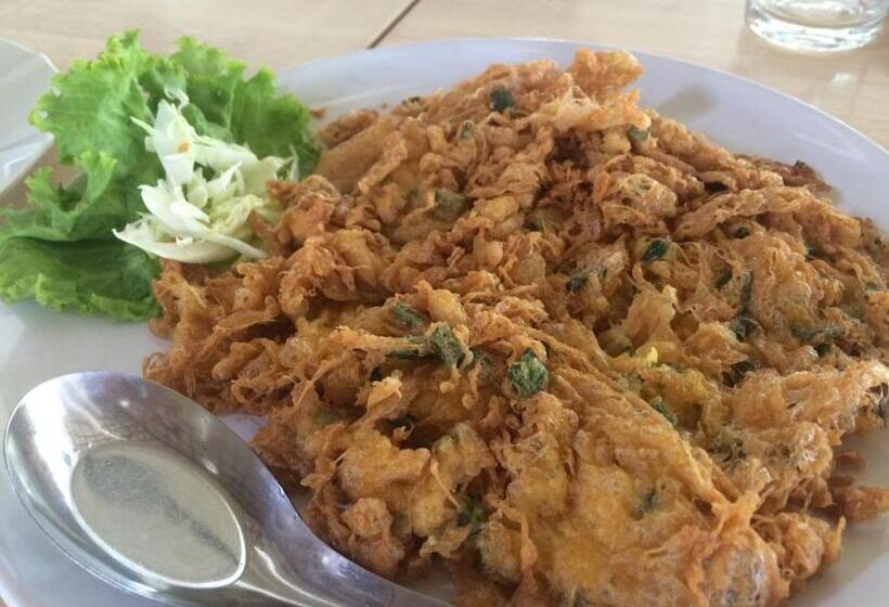 호텔 Laytrang Pakmeng Marina Spa And Resort