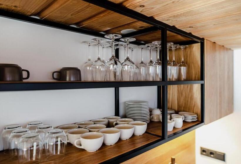 Lj5 Old Town Rooms With Exclusive Shared Roof Terrace