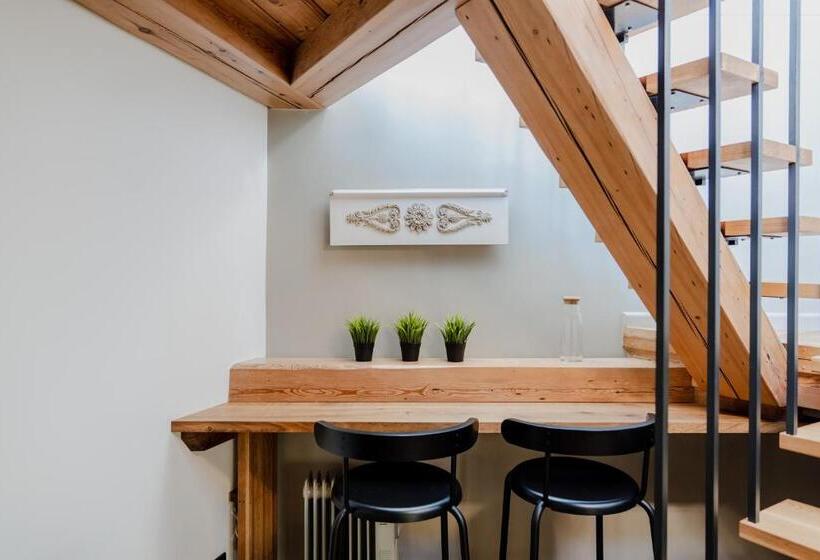 Lj5 Old Town Rooms With Exclusive Shared Roof Terrace