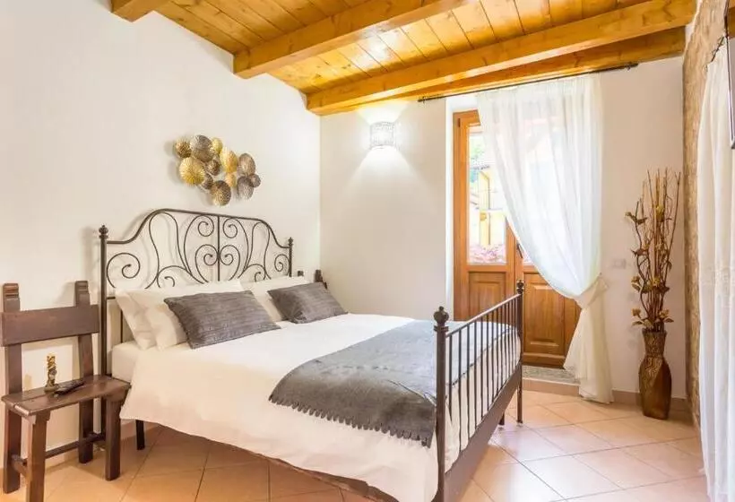 Majatalo Guest House Casa Del Folletto