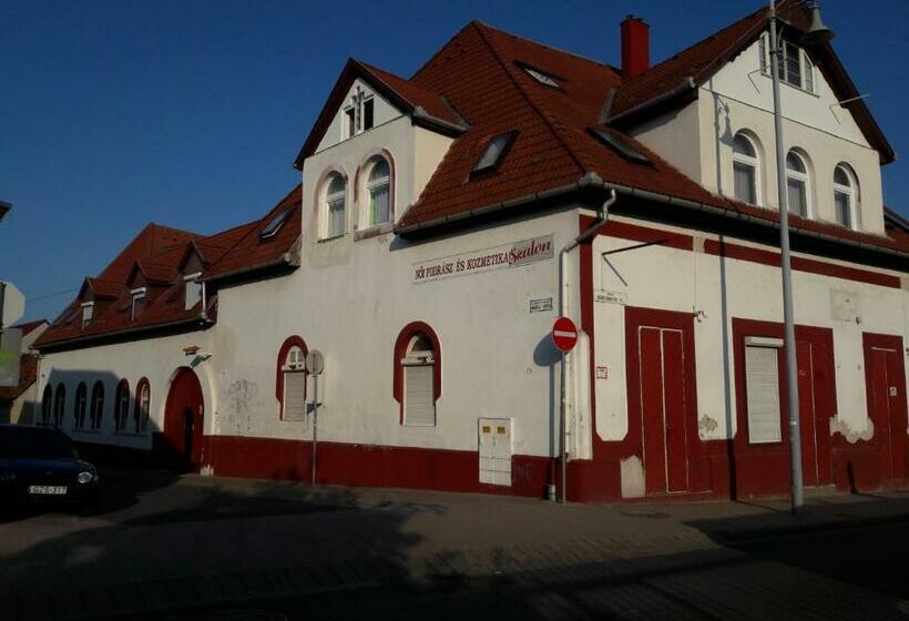 Pensionat Triniti Vendégház