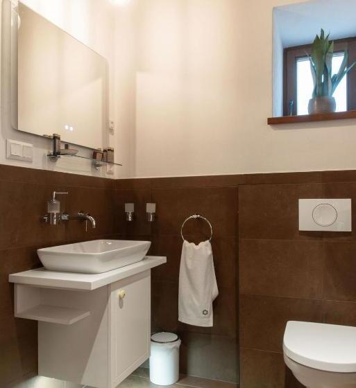 Pipitér Rooms & More