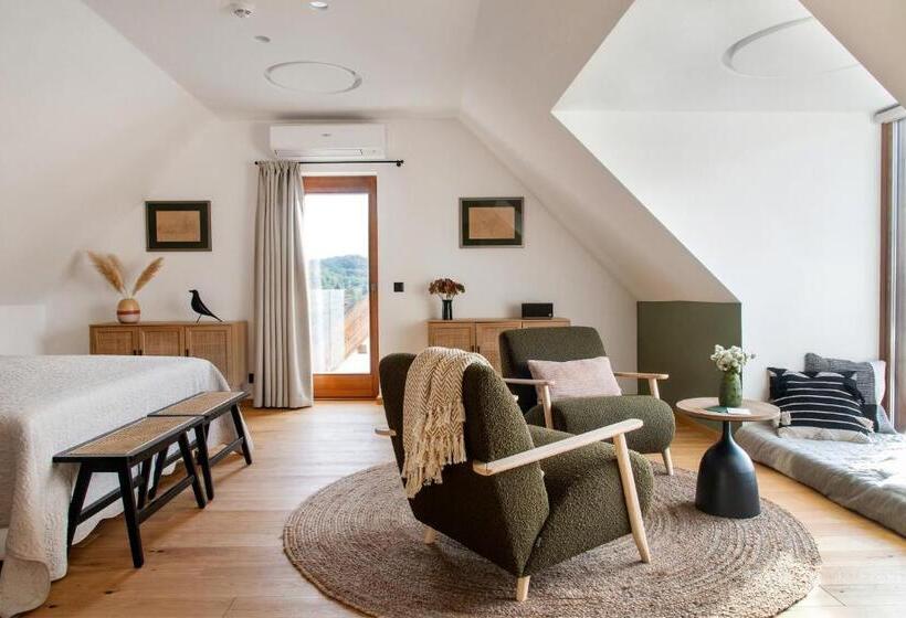 Pipitér Rooms & More