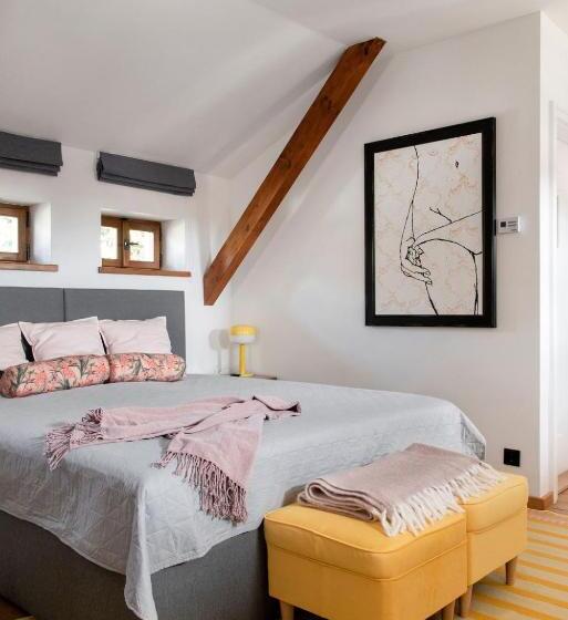 Pipitér Rooms & More