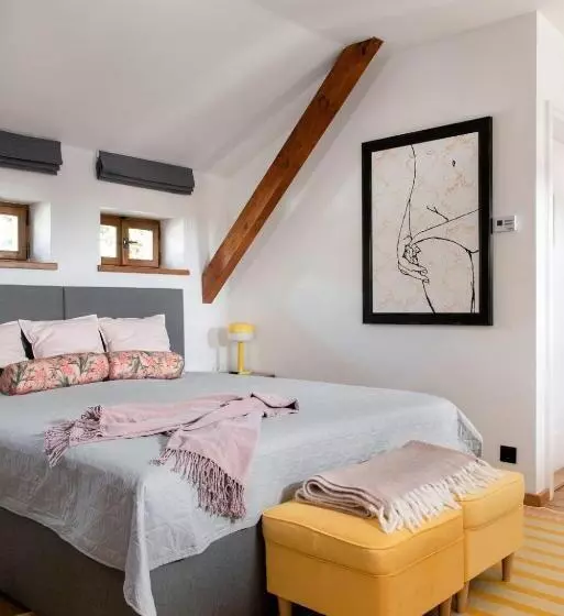 Pipitér Rooms & More