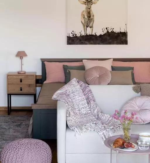 Pipitér Rooms & More