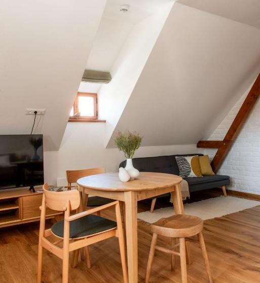 Pipitér Rooms & More