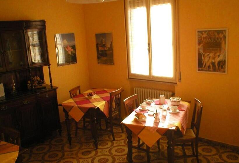 مبيت وإفطار Ai Giardini Del Te