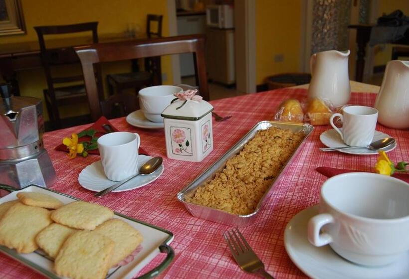 مبيت وإفطار Ai Giardini Del Te