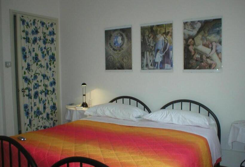 مبيت وإفطار Ai Giardini Del Te