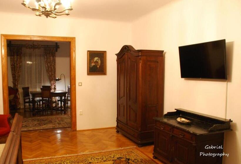 تختخواب و صبحانه Casa Szabo