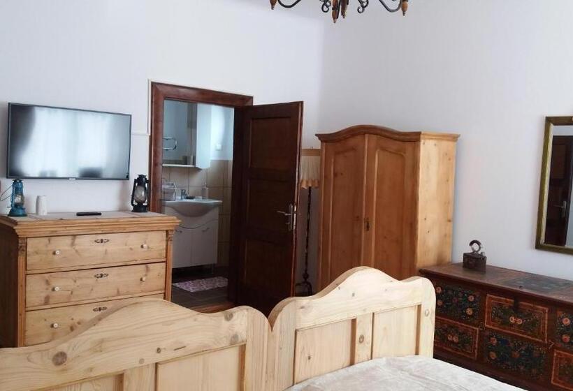 تختخواب و صبحانه Casa Szabo