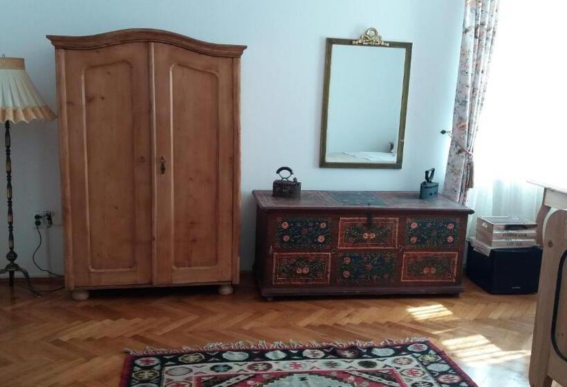 تختخواب و صبحانه Casa Szabo