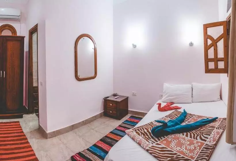 Gina Motel Dahab