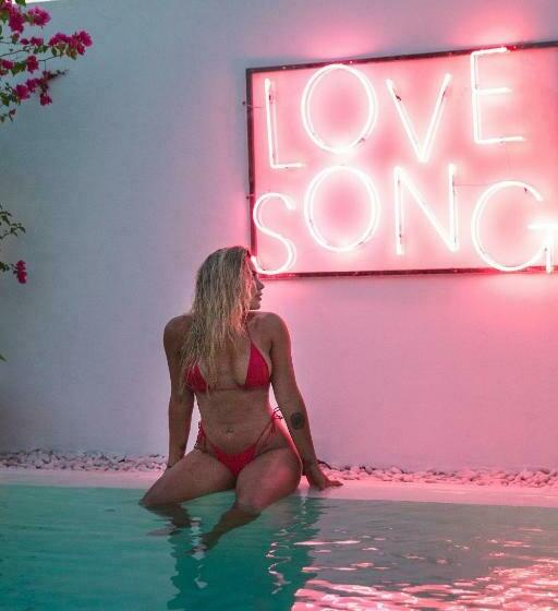 فندق Love Song Boutique