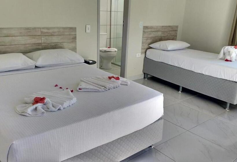 پانسیون Espaço Santa Flora