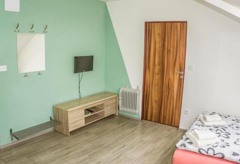 膳宿费 Penzion U ďáblova Kopyta