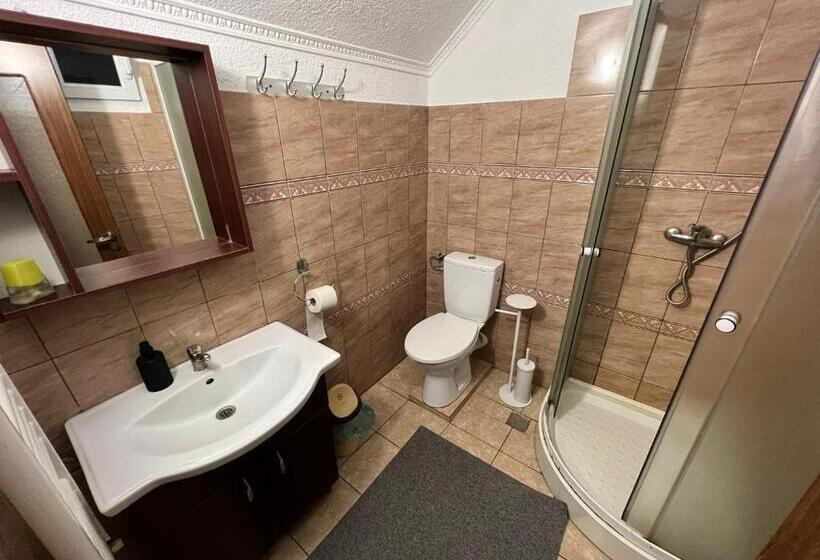 پانسیون Vila Delia