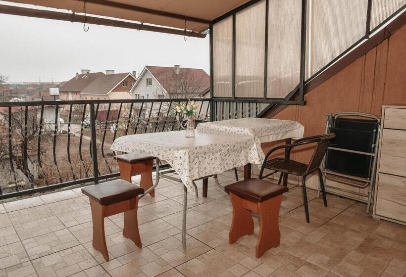 پانسیون Vila Delia