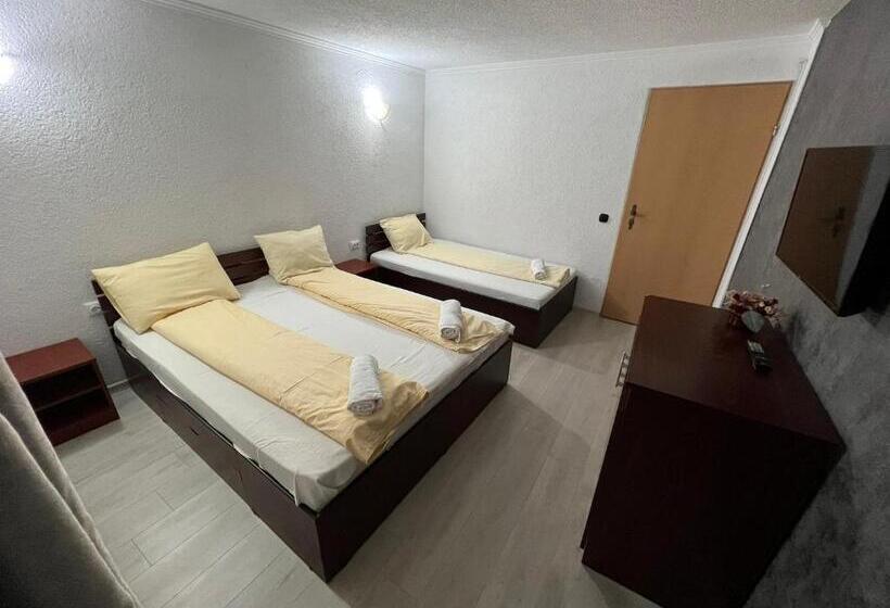 پانسیون Vila Delia