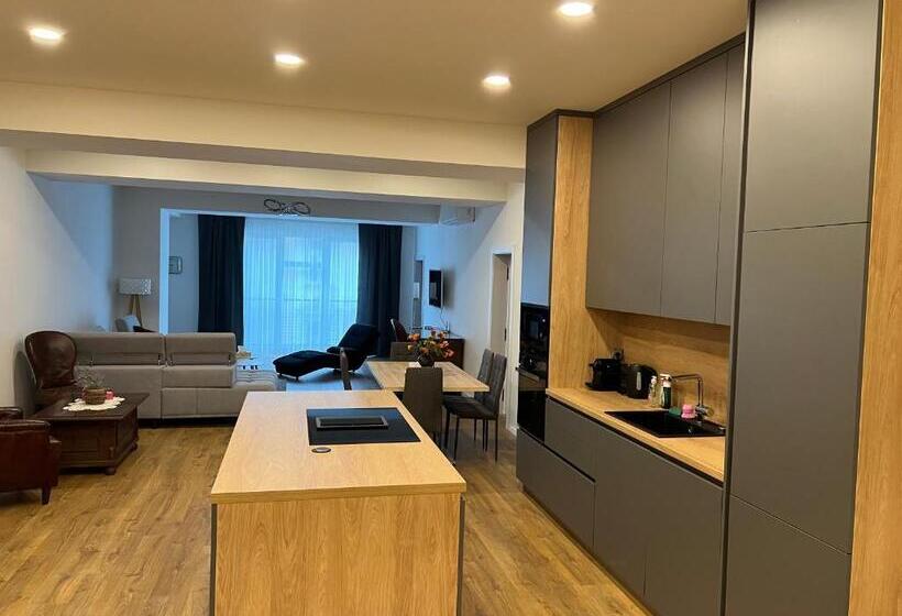 Shone Apartment Old Town 2 Bedroom