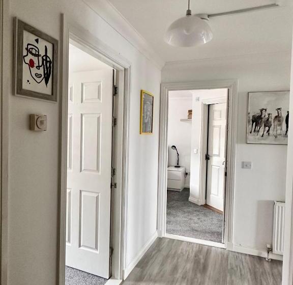 The Meadow, River View Apartment