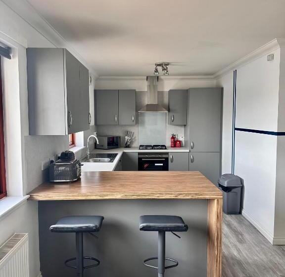 The Meadow, River View Apartment