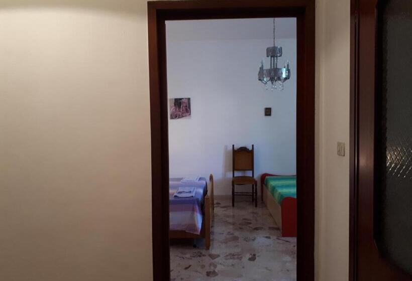 צימר Affittacamere Delle Rose