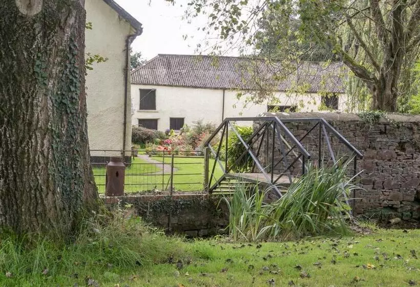 Bed and Breakfast Lower Ford Farm