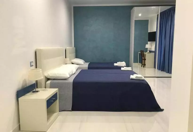 تختخواب و صبحانه Madigans Rooms Bed&breakfast