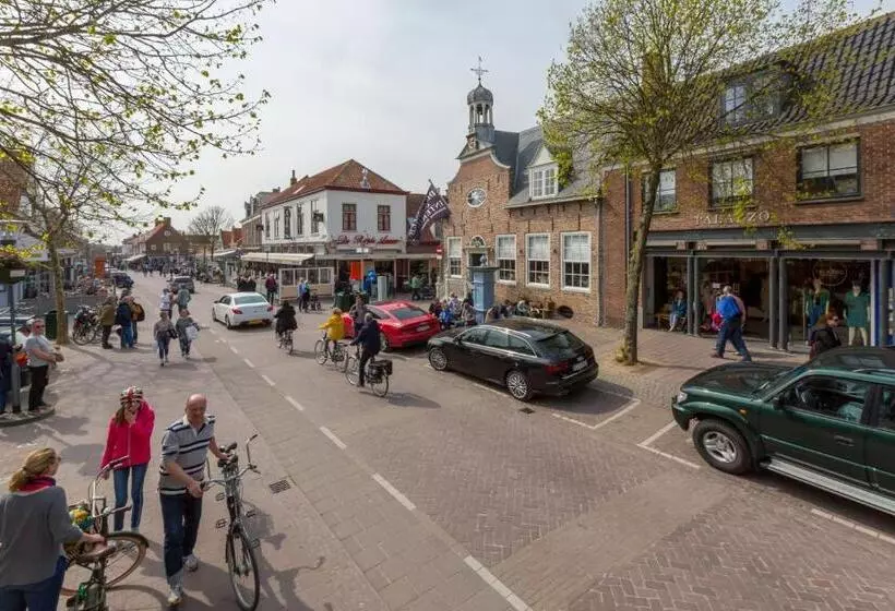 Luxe Vakantiewoning Domburg, Dichtbij Strand