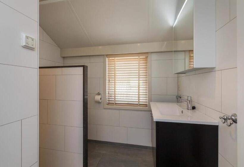 Luxe Vakantiewoning Domburg, Dichtbij Strand