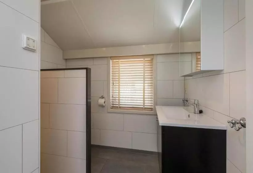 Luxe Vakantiewoning Domburg, Dichtbij Strand