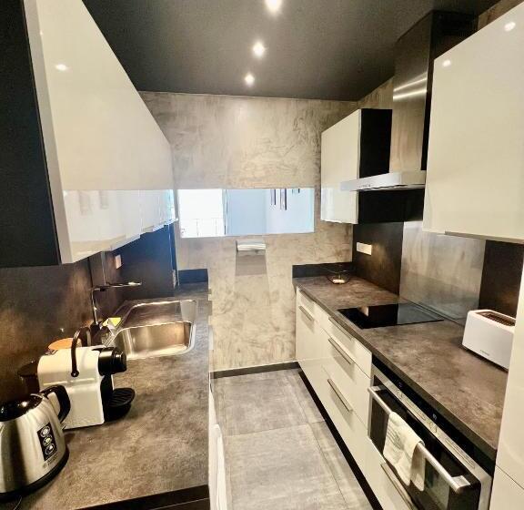 Pieds Dans L Eau, Tiuccia, Appartement 2 4 Pers