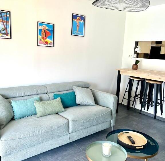 Pieds Dans L Eau, Tiuccia, Appartement 2 4 Pers