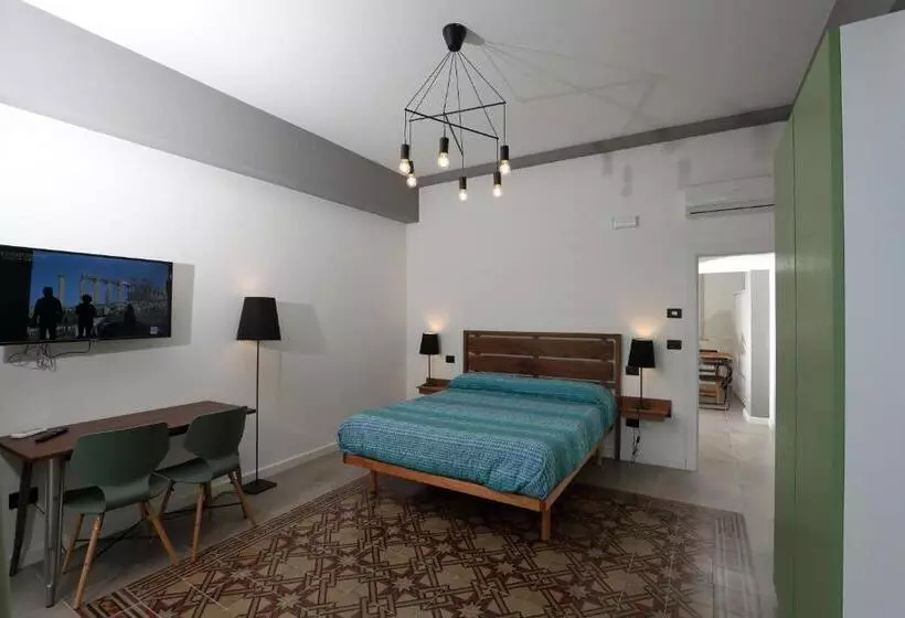 تختخواب و صبحانه Timpa Rooms