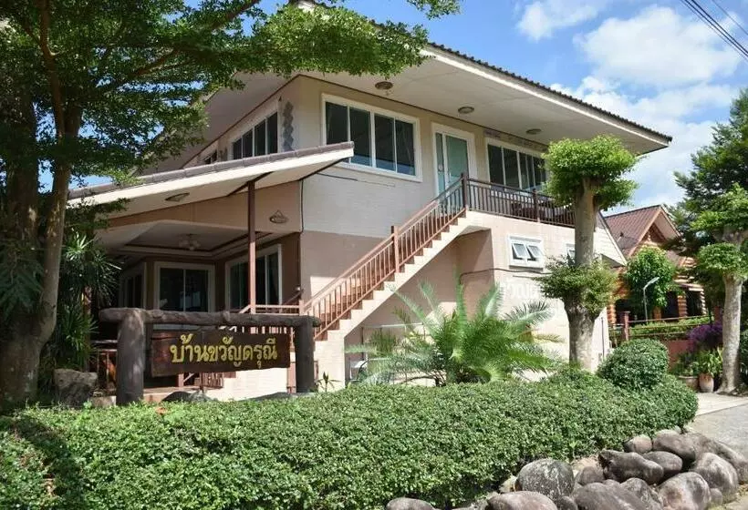 ユースホステル Darunee Resort