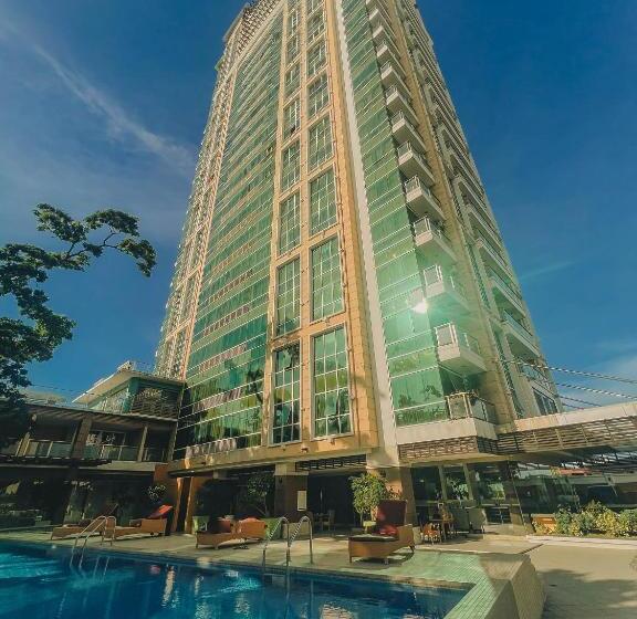 Ayala Mall 10mins Walk Cebu City Apartment & Pool