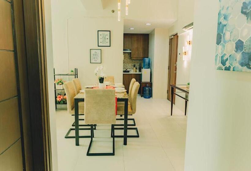 Ayala Mall 10mins Walk Cebu City Apartment & Pool
