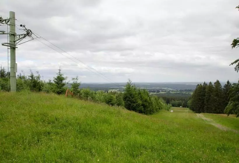 ベッドアンドブレックファースト La Suite Des Pervenches