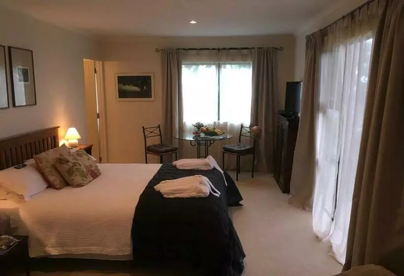 Aamiaismajoitus (B&B) Puka Heights