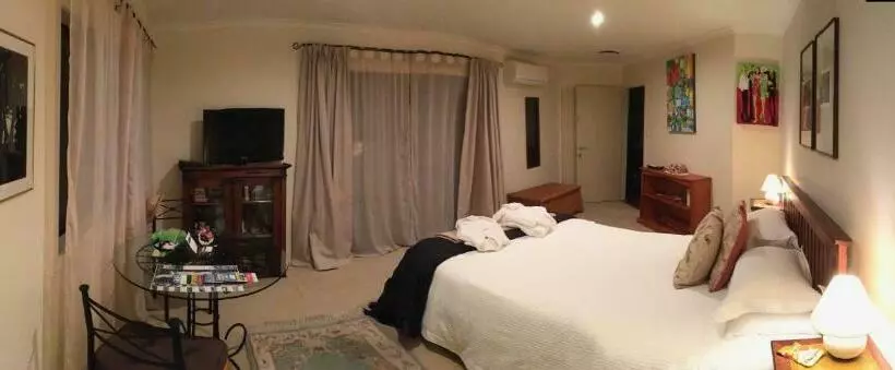 Aamiaismajoitus (B&B) Puka Heights