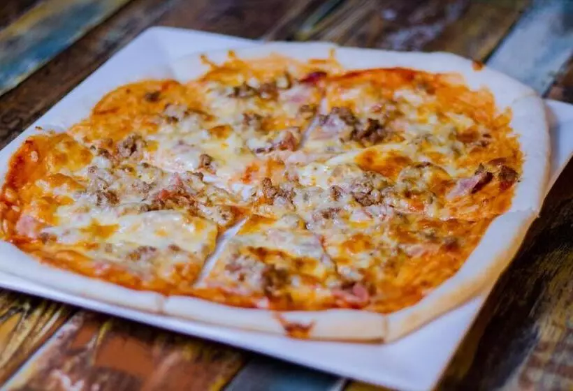 La Playa Estrella Beach Resort