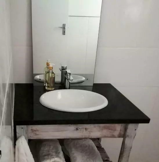 Majatalo Annika Self Catering And B&b