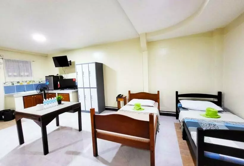 پانسیون B&j Guesthouse And Tours