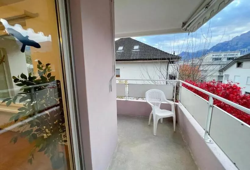 Schöne Grosse Attika Wohnung Im Zentrum Von Vaduz Inkl. Parkplatz